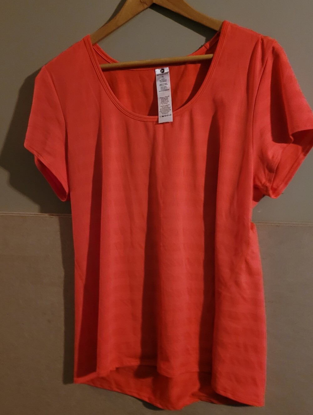 Active Life Coral Short Sleeve Scoop Neck Tee Xl